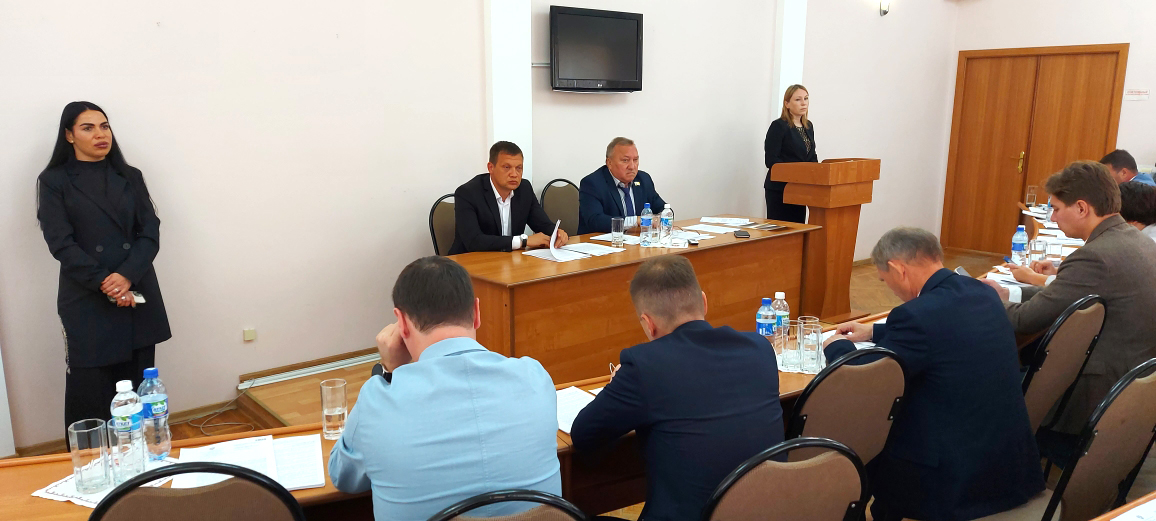 Депутат Новочебоксарска вместе с доверием утратил мандат и партбилет