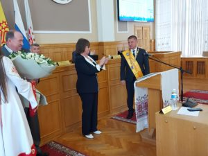 Доброхотов стал главой Чебоксар после урагана и получил в подарок икону с консенсусом