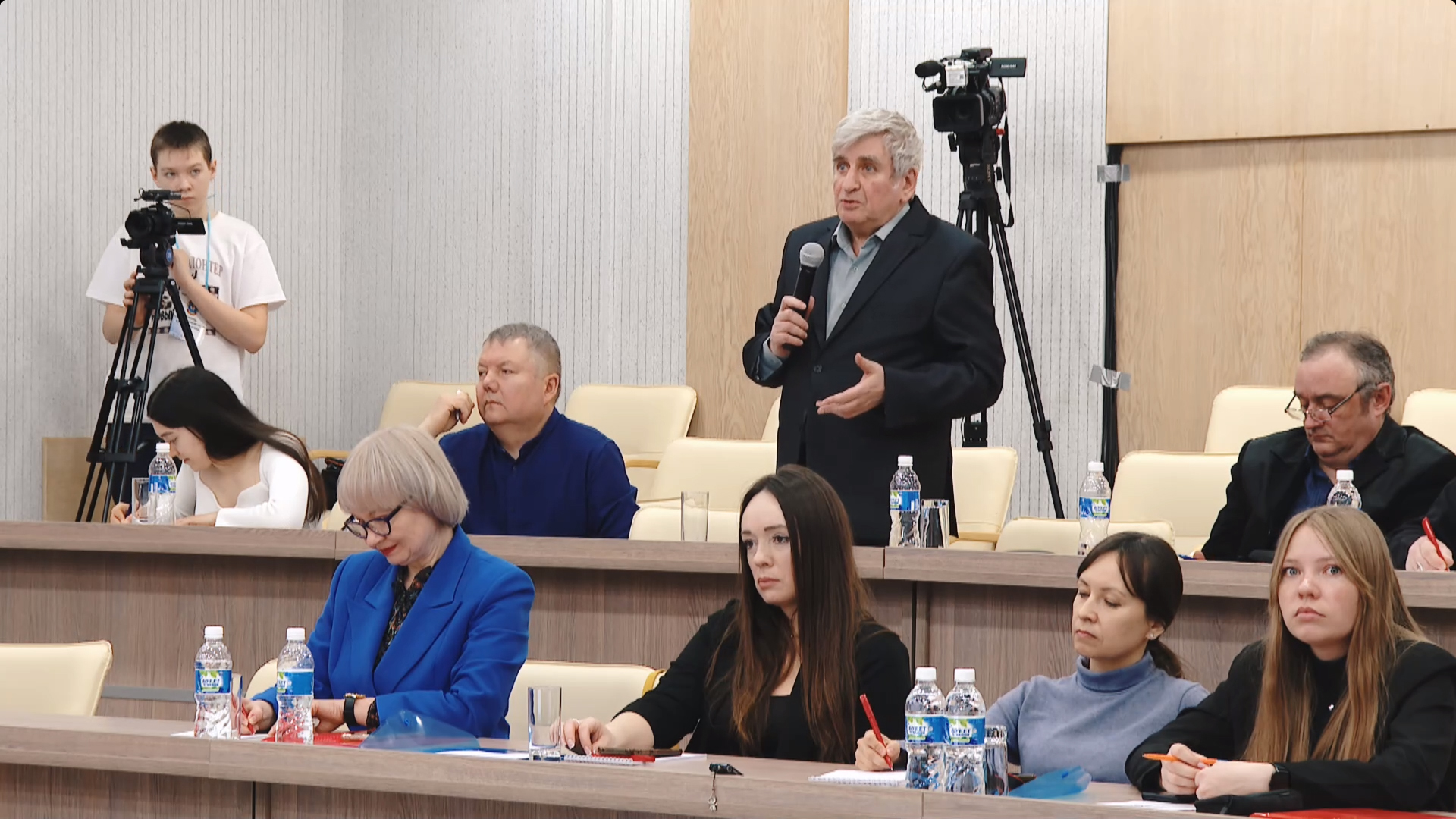 Николаев не в курсе прокурорского представления и экспертизы по школе в Садовом 