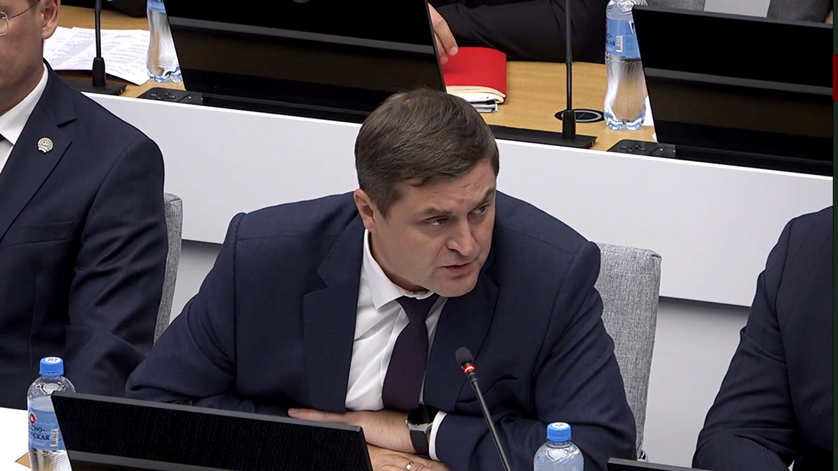 Назаров предложил аграриям республики защищаться от влажного лета «Амкодором»