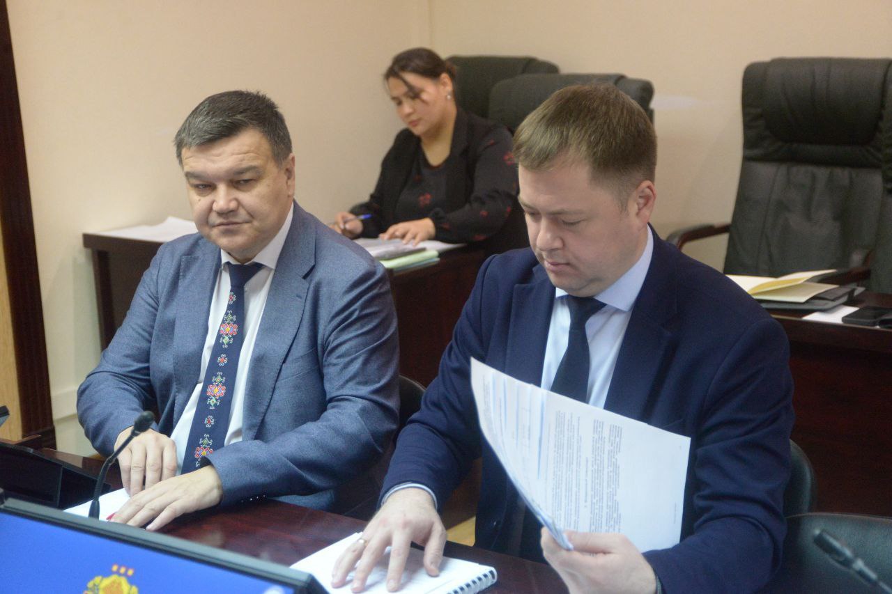 Комитет по этике Госсовета Чувашии Молякова не читал, но осудил