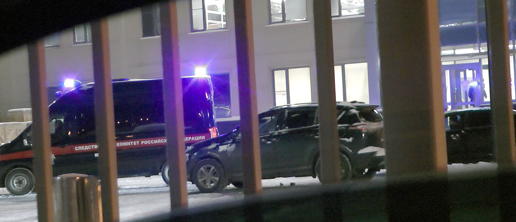 «Бреслер» меняет адреса с паролями и избегает явки с повинной