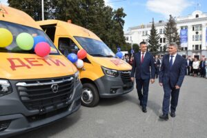 Закупками школьных автобусов в Чувашии рулят единственные поставщики