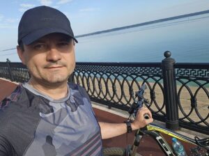 Дмитрий Краснов ушел в отставку и получил право на выезд за рубеж