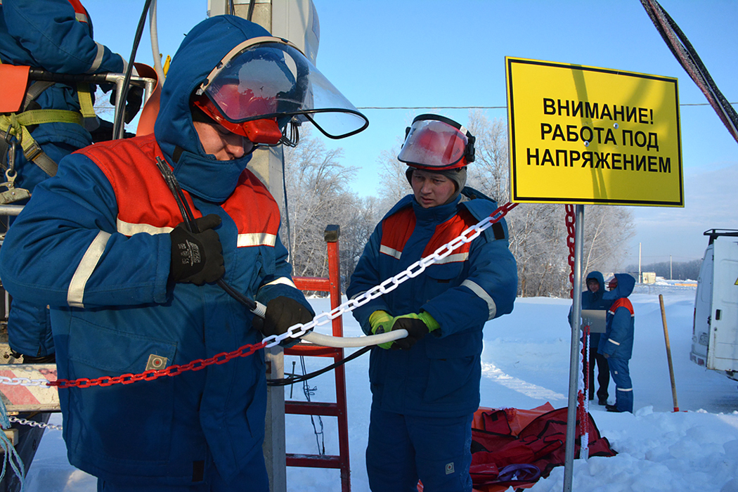 За уходом БЭСК от Евтушенкова в Петербург встает тень банка «Роснефти»