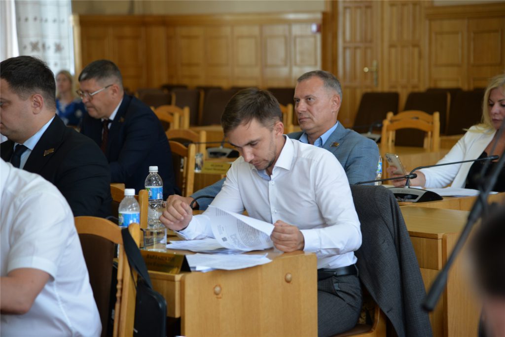 Елену Бадаеву избрали Почетным гражданином Чебоксар по шпаргалке и на самом честном портале