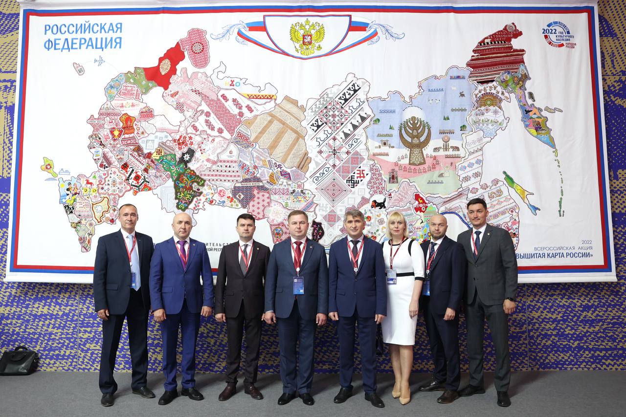 ПМЭФ «Вышитая карта России»