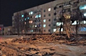 Сильный ветер в Мариинском Посаде вскрыл двойную крышу и двойное дно системы ЧС