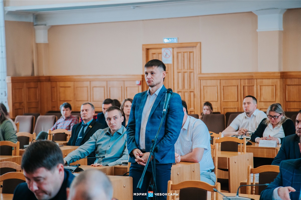 Администрация Чебоксар оставила школу в «Садовом» на второй год
