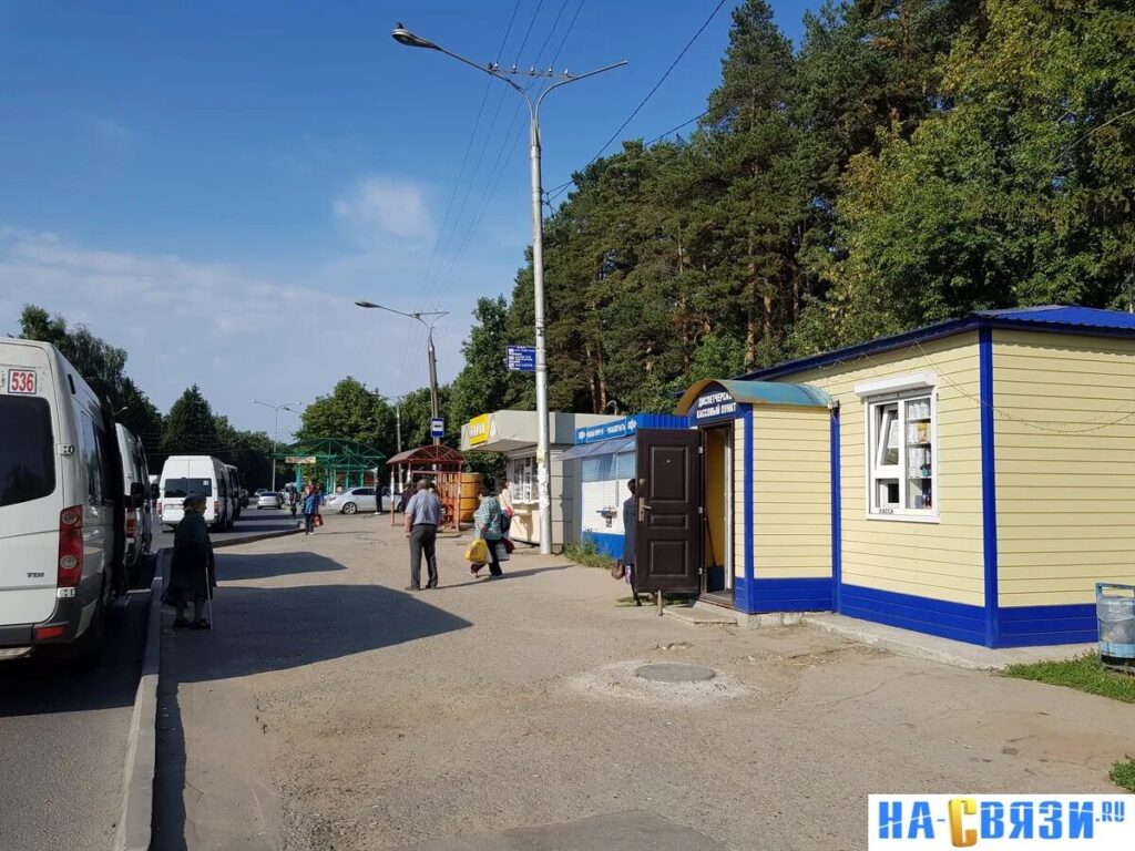 Начальную школу и павильон для пассажиров закрывают в столице Чувашии