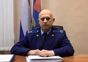 Евгений Петров