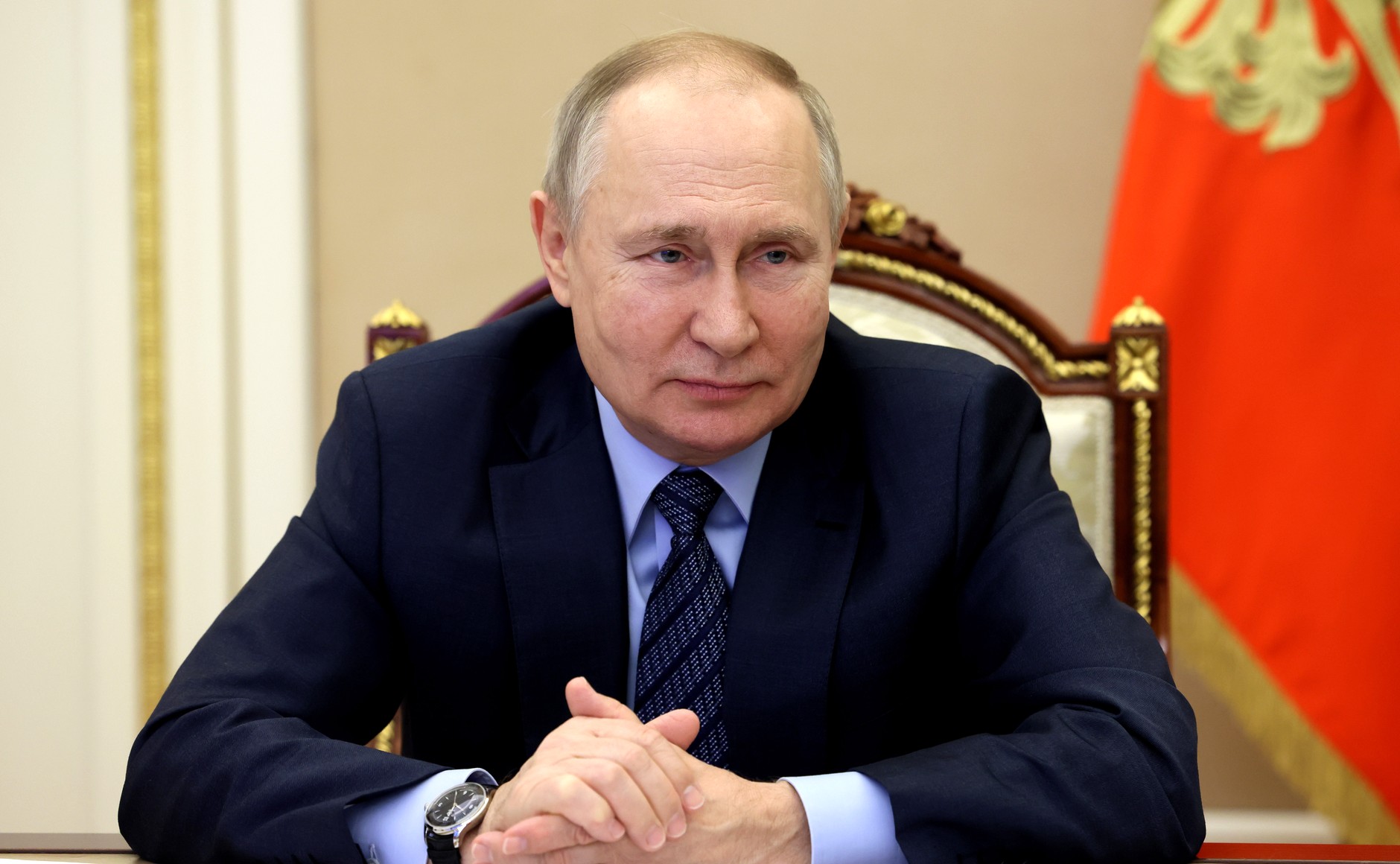 http://putin.kremlin.ru/photos/all/2022/11/fullscreen/7646