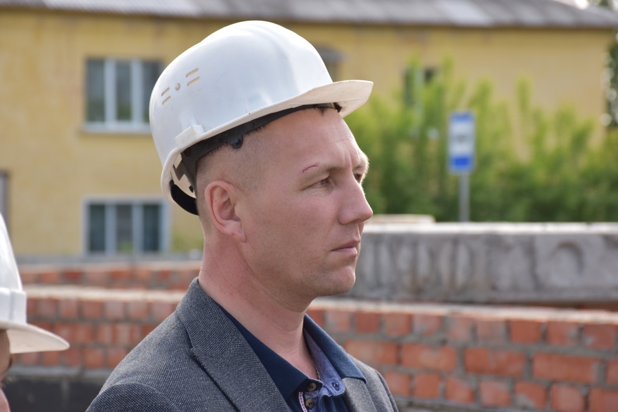 Депутаты Шумерлинского округа проводили Васильева овацией и отказались премировать