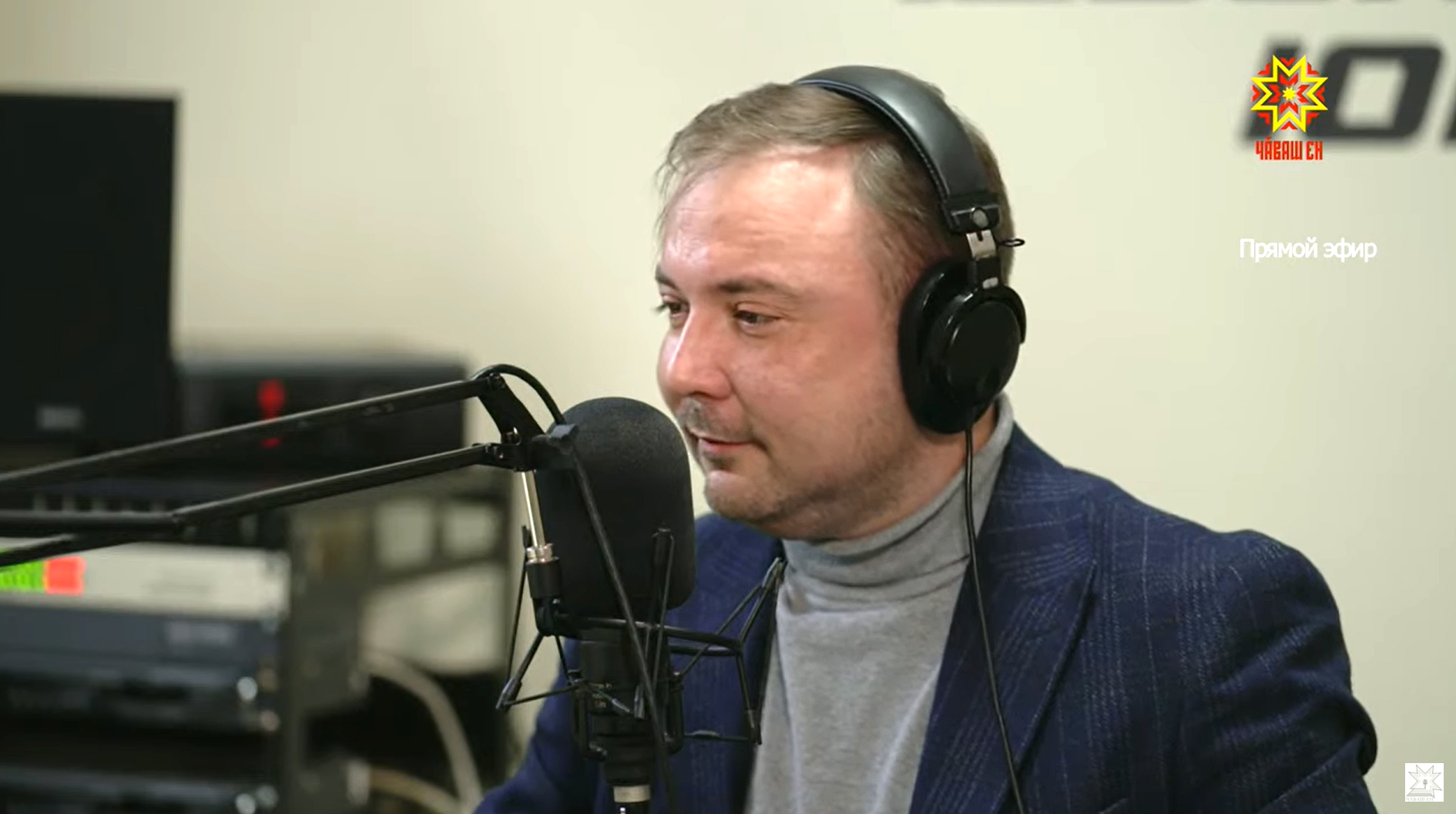 Прямая линия Николаева продолжалась два часа с музыкальной паузой