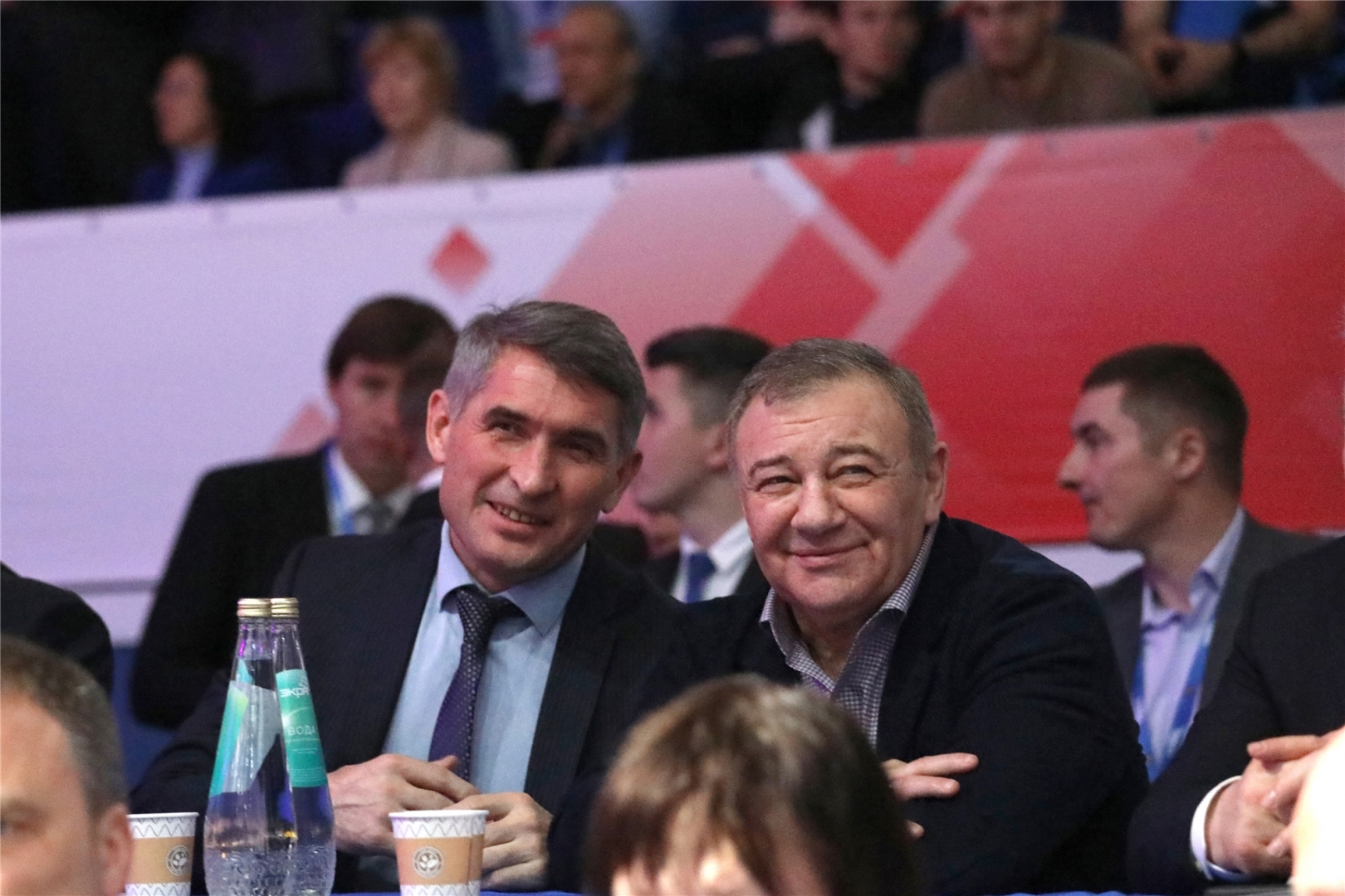 Самбо приносит Чувашии «золото» чемпионатов мира и проигрывает схватки под ковром