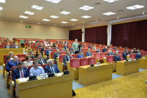 Госсовет Чувашии отказался от энергетиков и дал согласие увольнять депутатов за прогулы