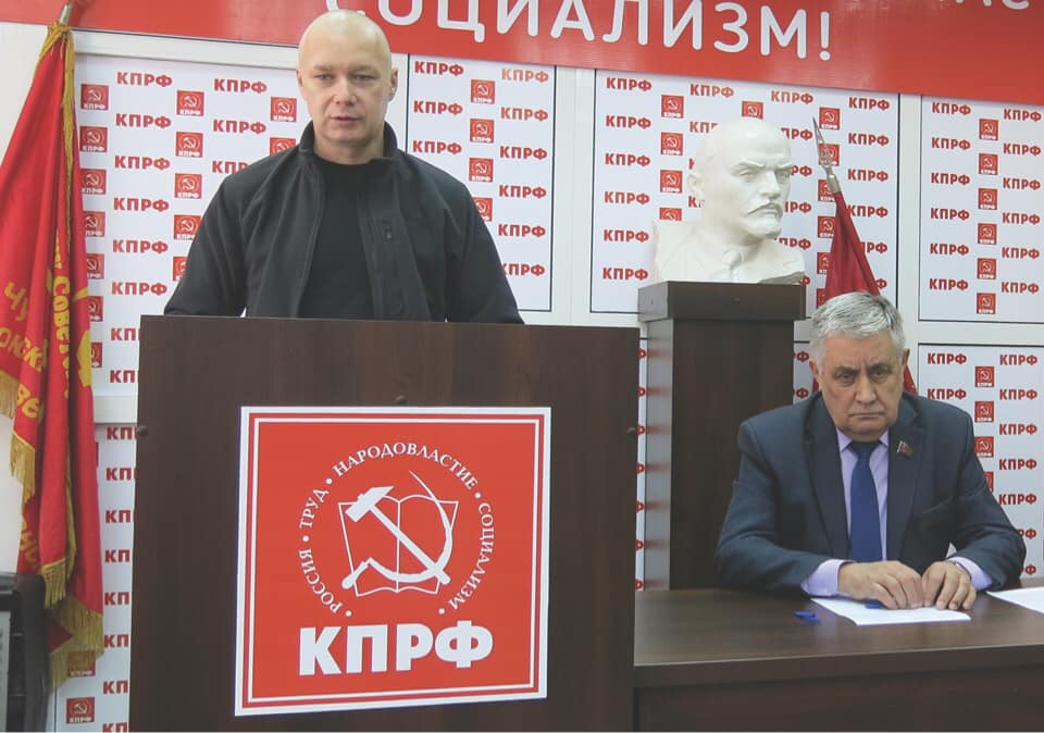 После исключения из КПРФ Шурчанов пополнил ряды беспартийных лидеров фракций Госсовета Чувашии