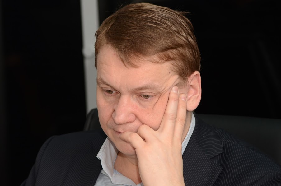 Владислав Егоров считает, что удостоверение депутата превращается в филькину грамоту. Фото «Правды ПФО».