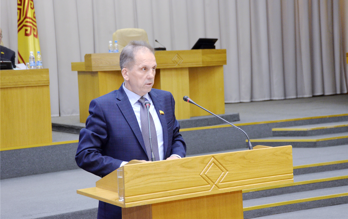 Председатель комитета по регламенту и депутатской этике Федотов 