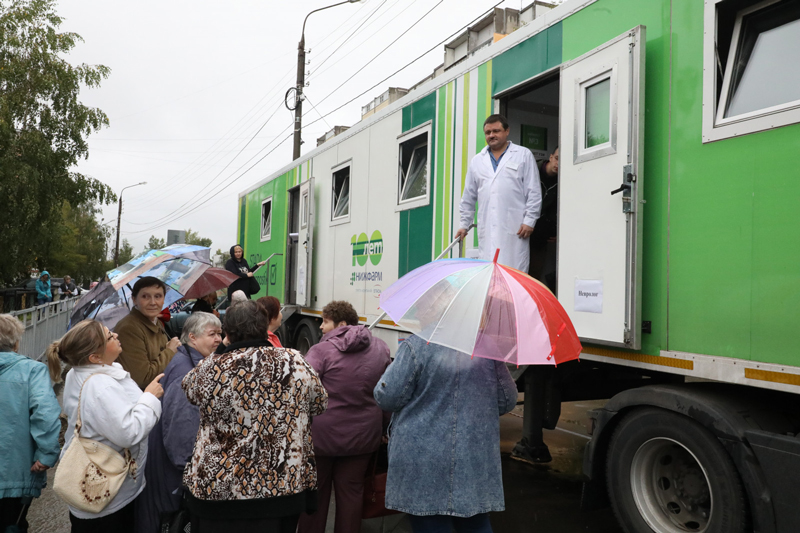 Поезда здоровья пора переименовать в поезда выборов