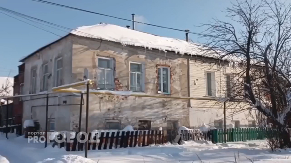 В федеральных СМИ Чувашия представлена аварийным жильем и самоуправством чиновников
